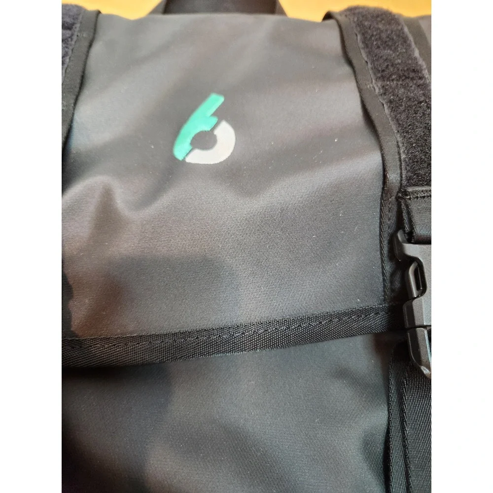 EUC Timbuk2 Rogue 2.0 Black 15